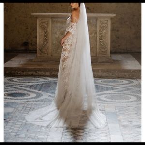 BRAND NEW Daphne Newman The Classic 2.0 Silk Tulle Cathedral length Wedding Veil